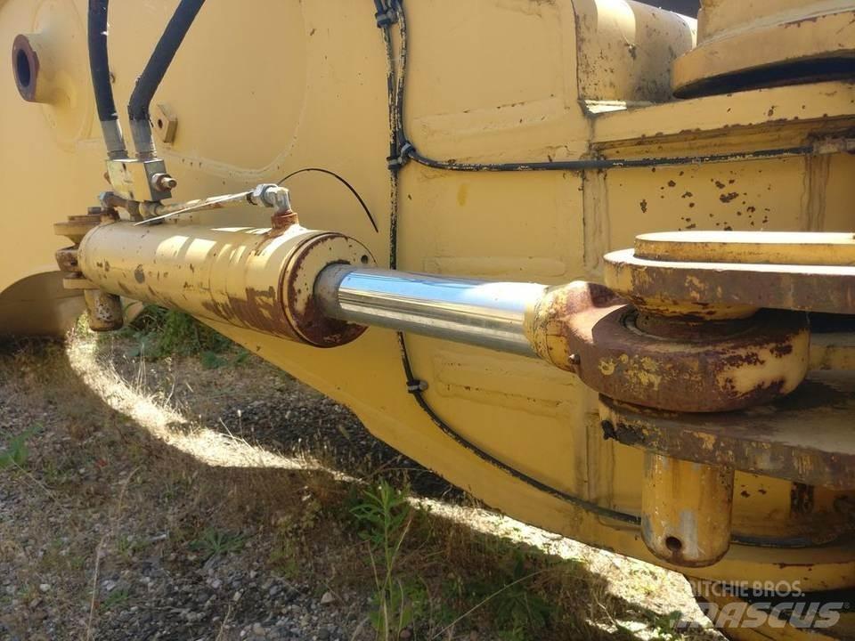 CAT 320B 유압식 기계
