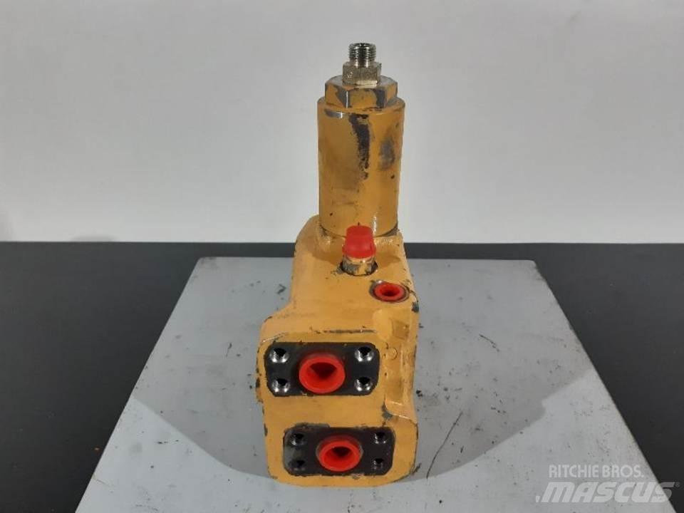 CAT 320B 유압식 기계