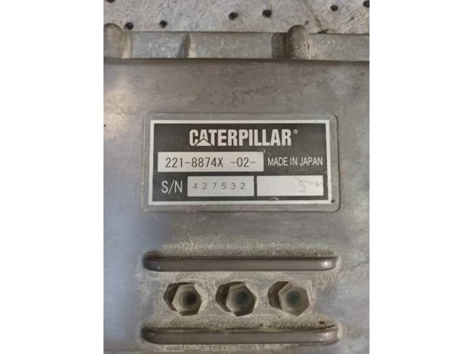 CAT 325D 캐빈 및 인테리어