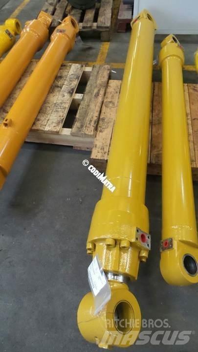 CAT 325L 유압식 기계