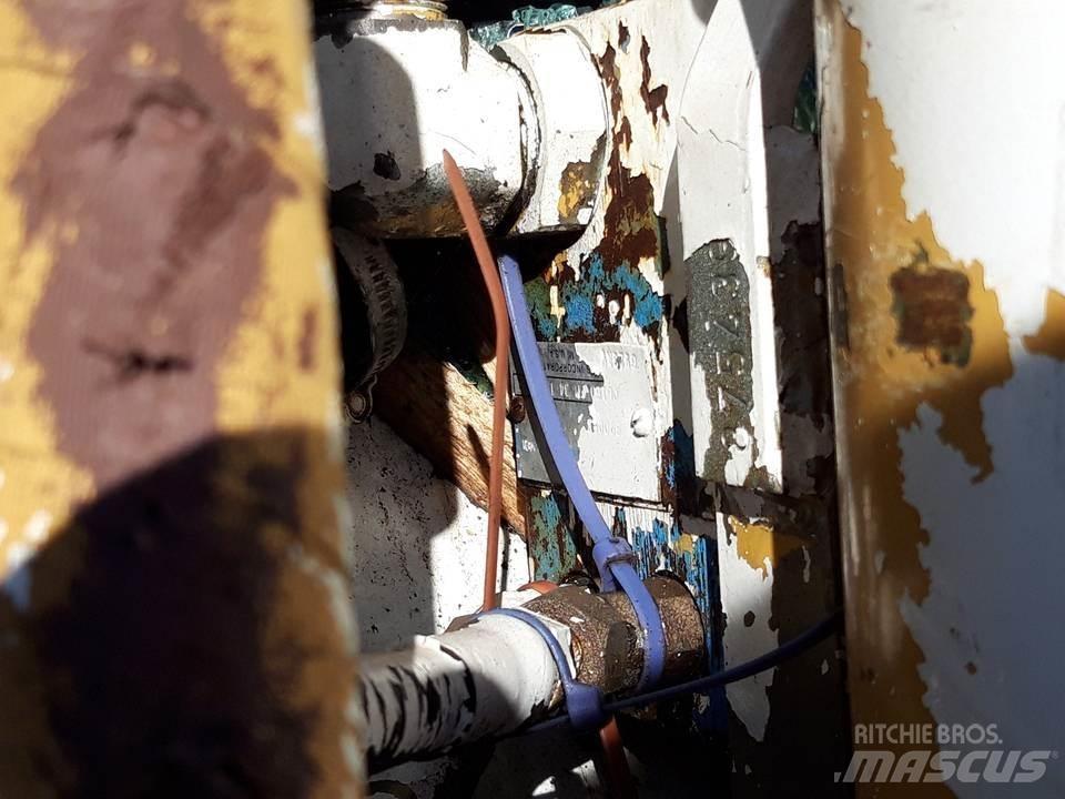 CAT 325LN 유압식 기계