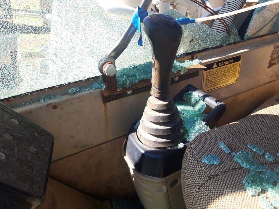 CAT 325LN 캐빈 및 인테리어