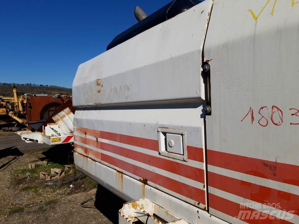 CAT 325LN 캐빈 및 인테리어