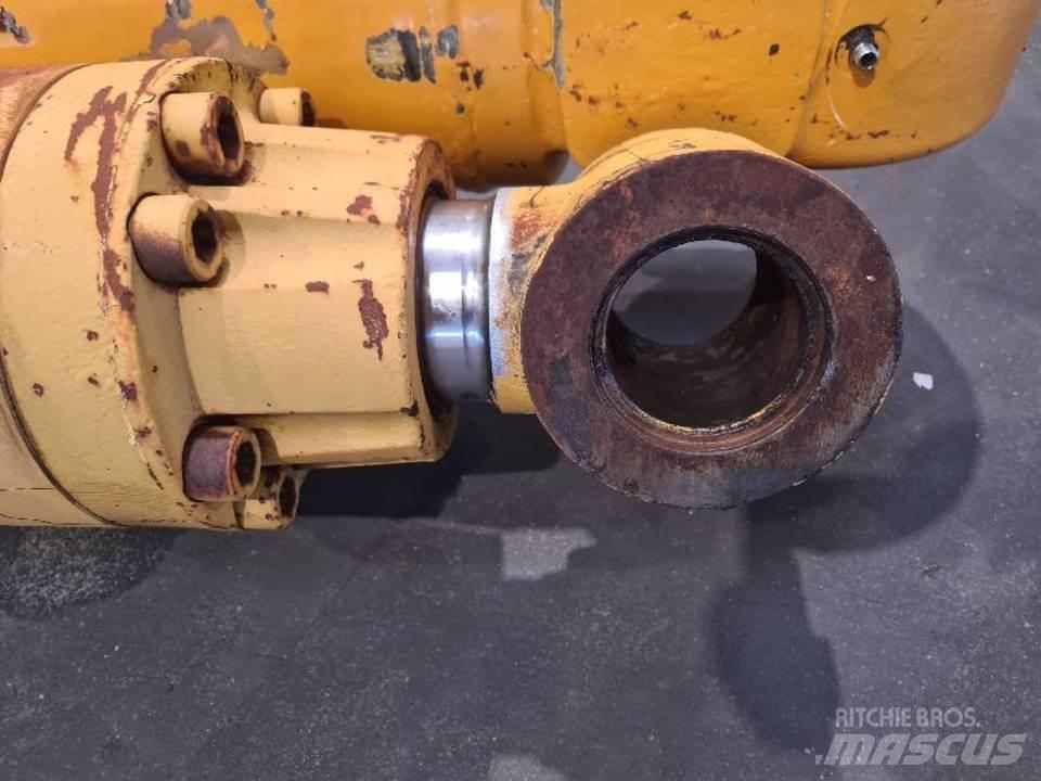 CAT 330L 유압식 기계