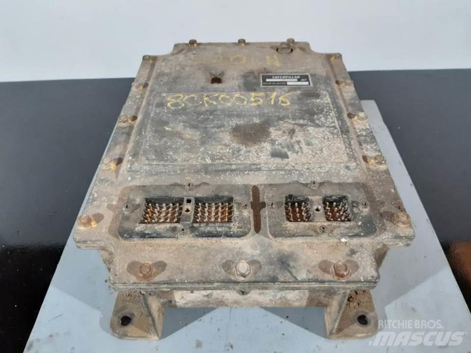 CAT 330L 캐빈 및 인테리어