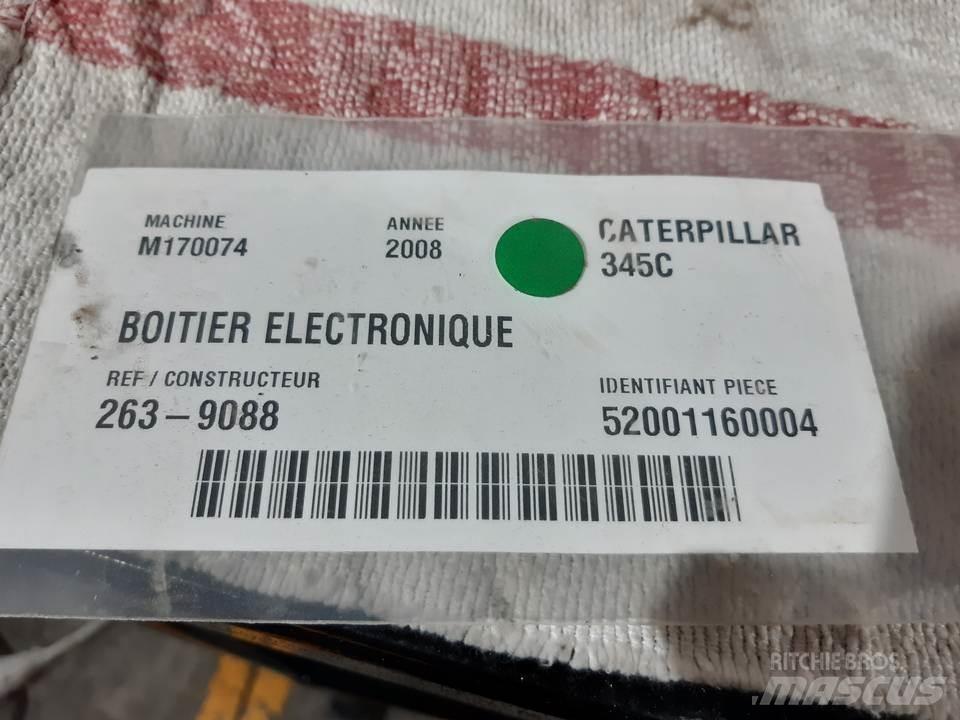 CAT 345C 캐빈 및 인테리어