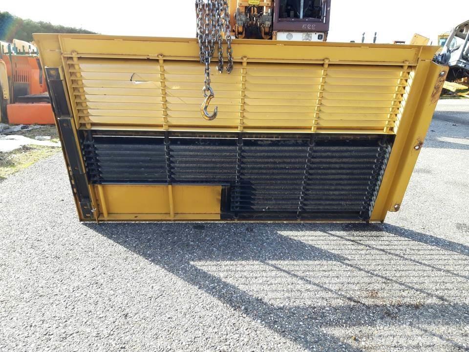 CAT 345C 캐빈 및 인테리어
