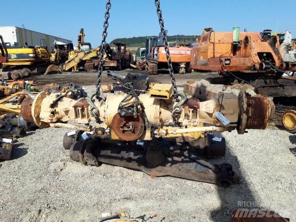 CAT 438B 트랜스미션