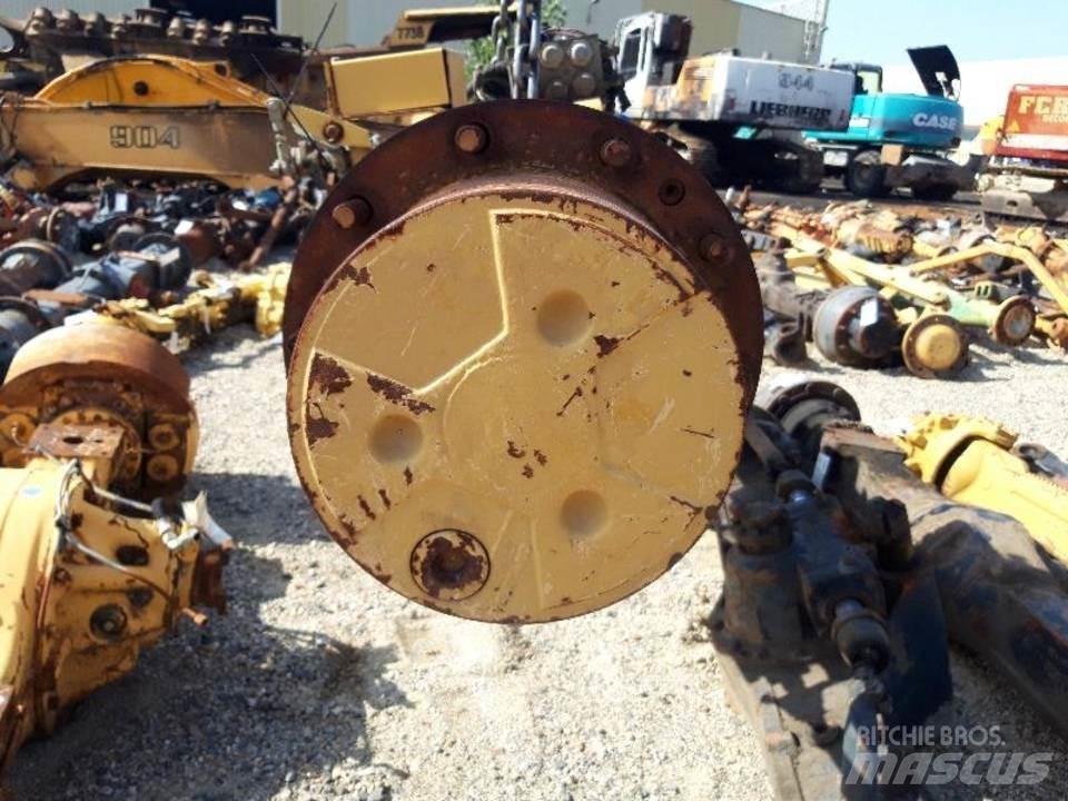 CAT 438B 트랜스미션