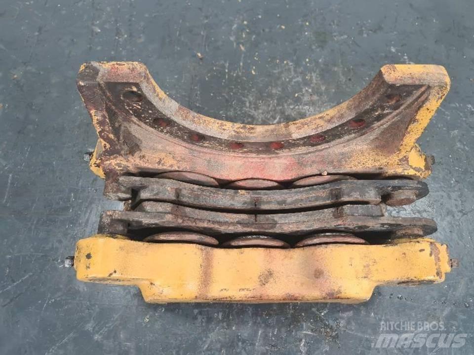 CAT 730 트랜스미션