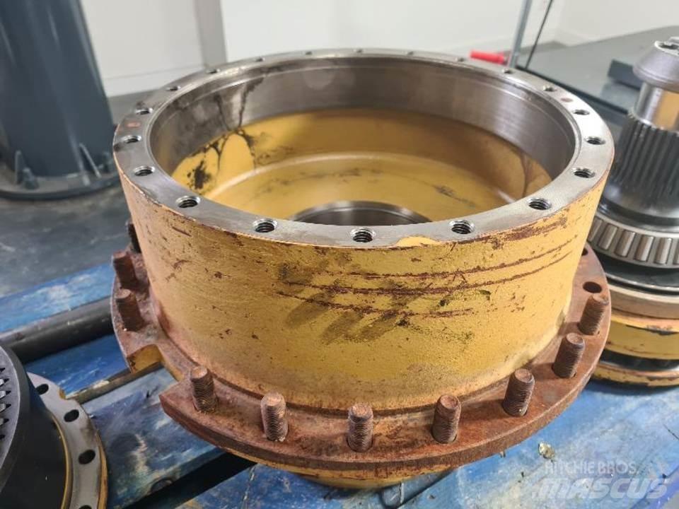 CAT 735 트랜스미션