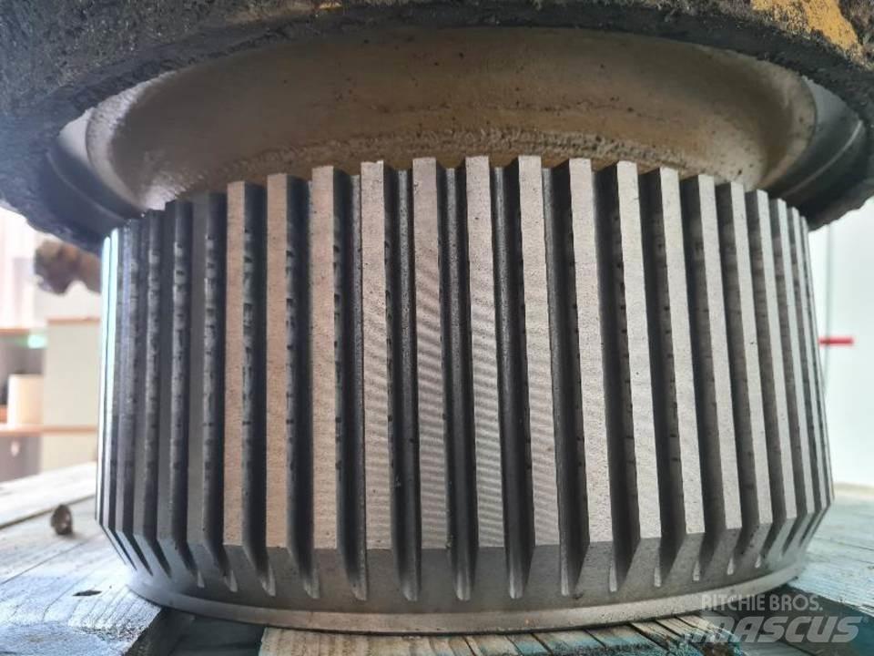 CAT 735 트랜스미션
