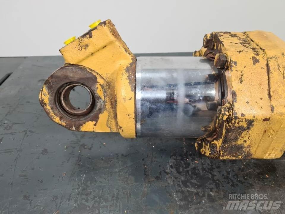 CAT 769C 유압식 기계