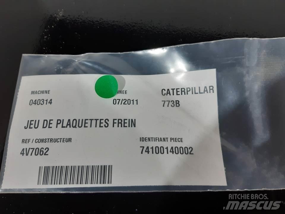 CAT 773B 트랙, 체인 및 언더캐리지