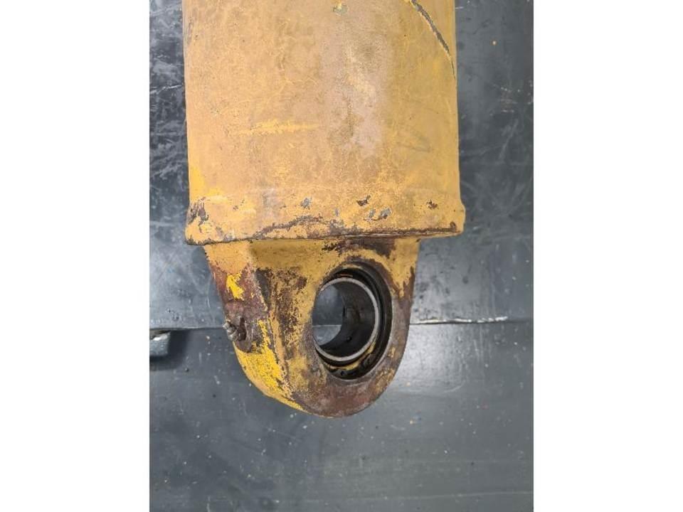 CAT 775B 유압식 기계