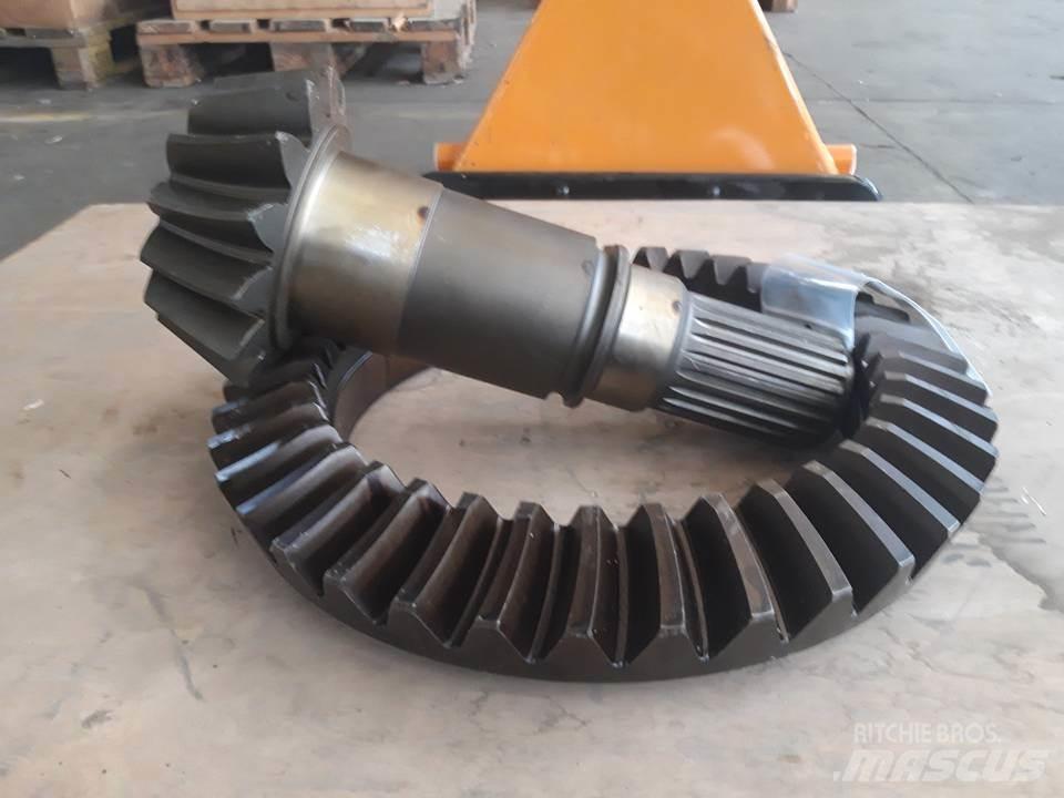 CAT 824B 트랜스미션