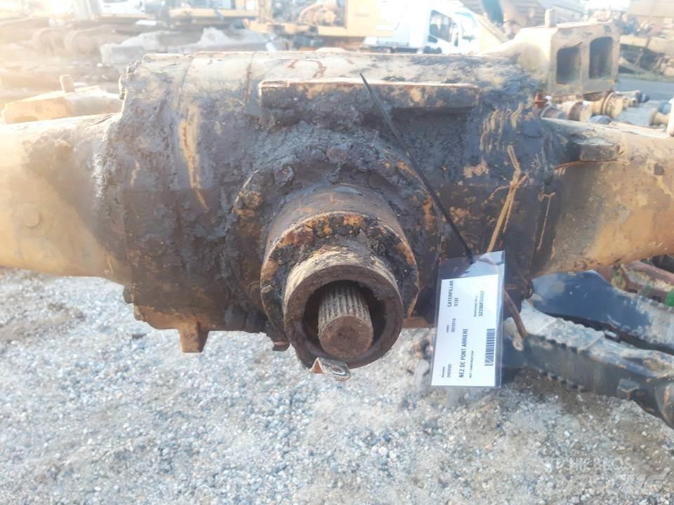 CAT 918F 트랜스미션