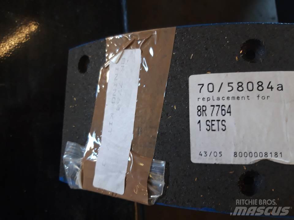 CAT 950 트랙, 체인 및 언더캐리지