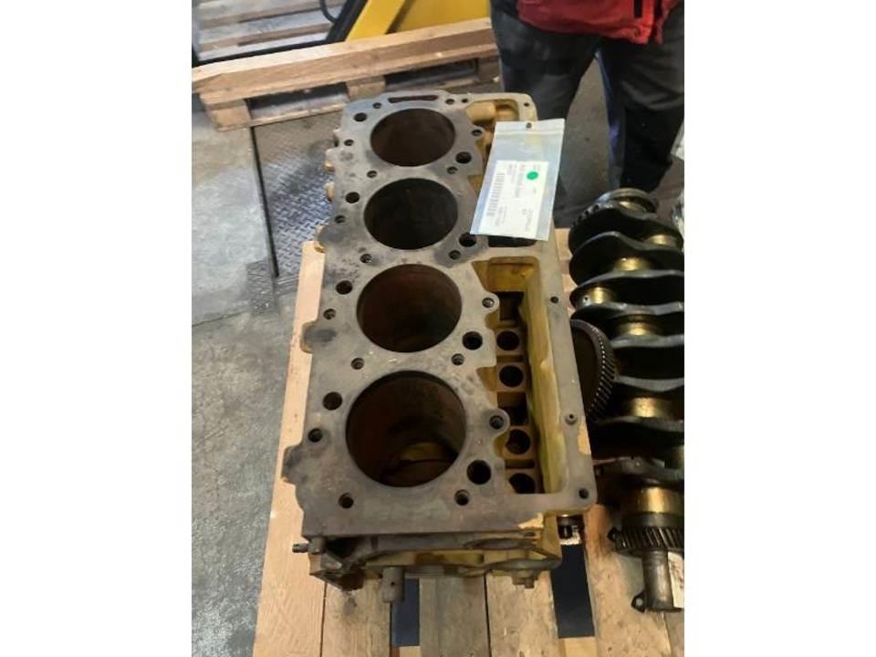 CAT 953 엔진