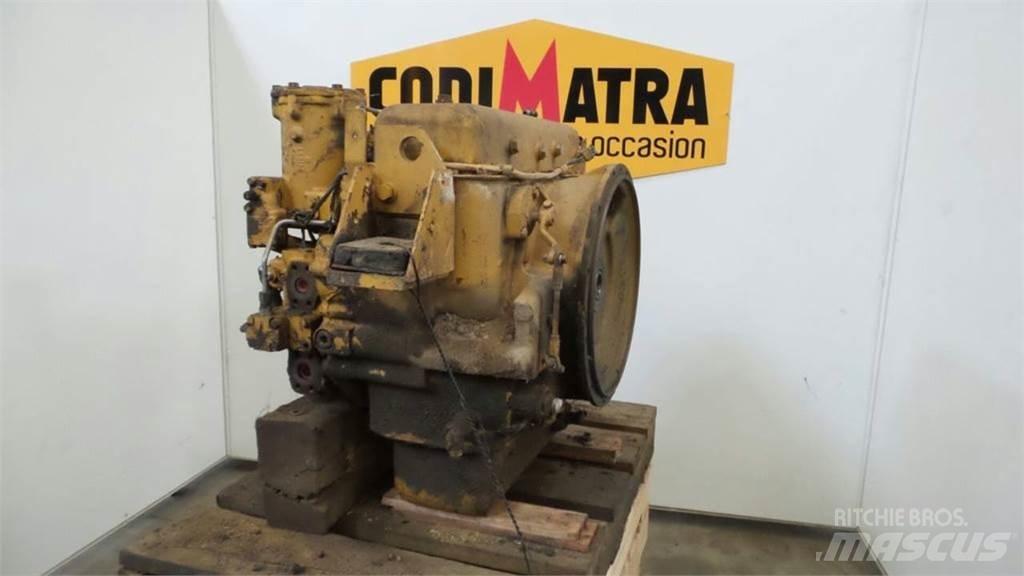 CAT 953 트랜스미션
