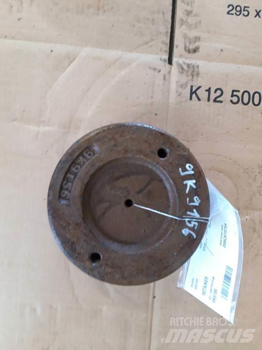 CAT 966C 트랜스미션