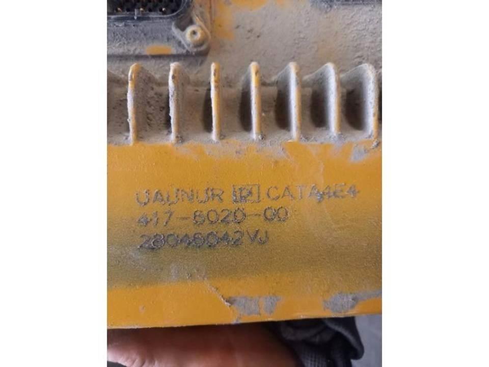 CAT 972M 캐빈 및 인테리어