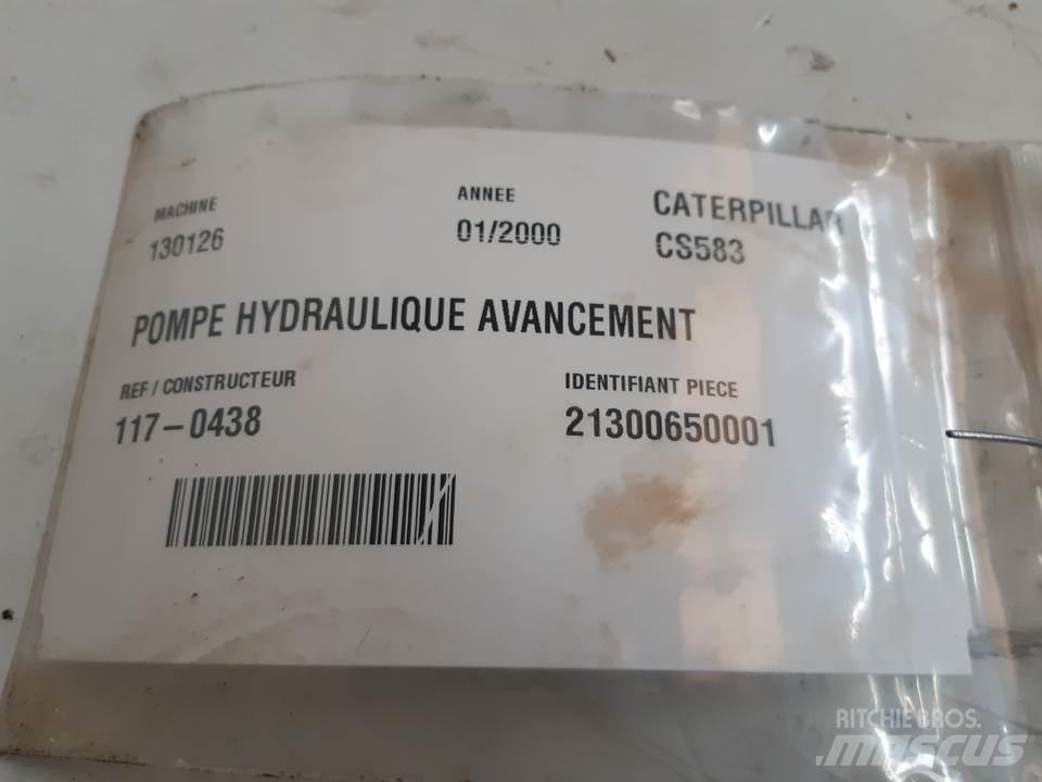 CAT CS583 유압식 기계