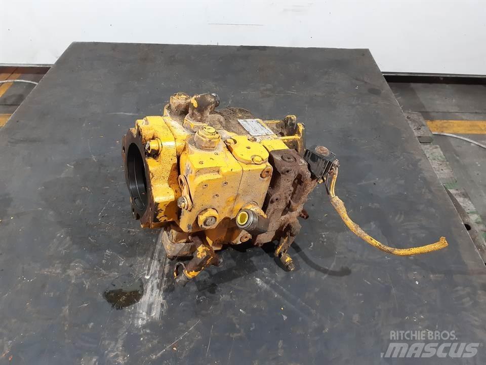 CAT CS583 유압식 기계