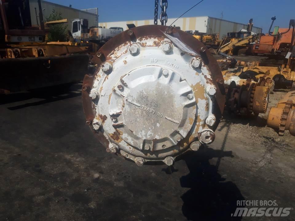 CAT D250D 트랜스미션