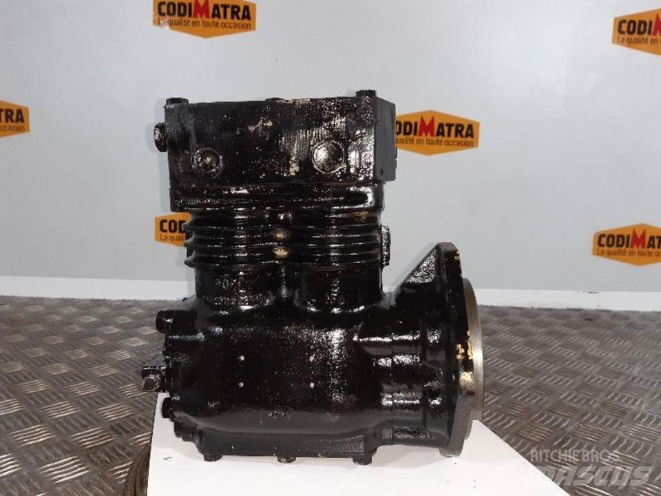 CAT D30D 엔진