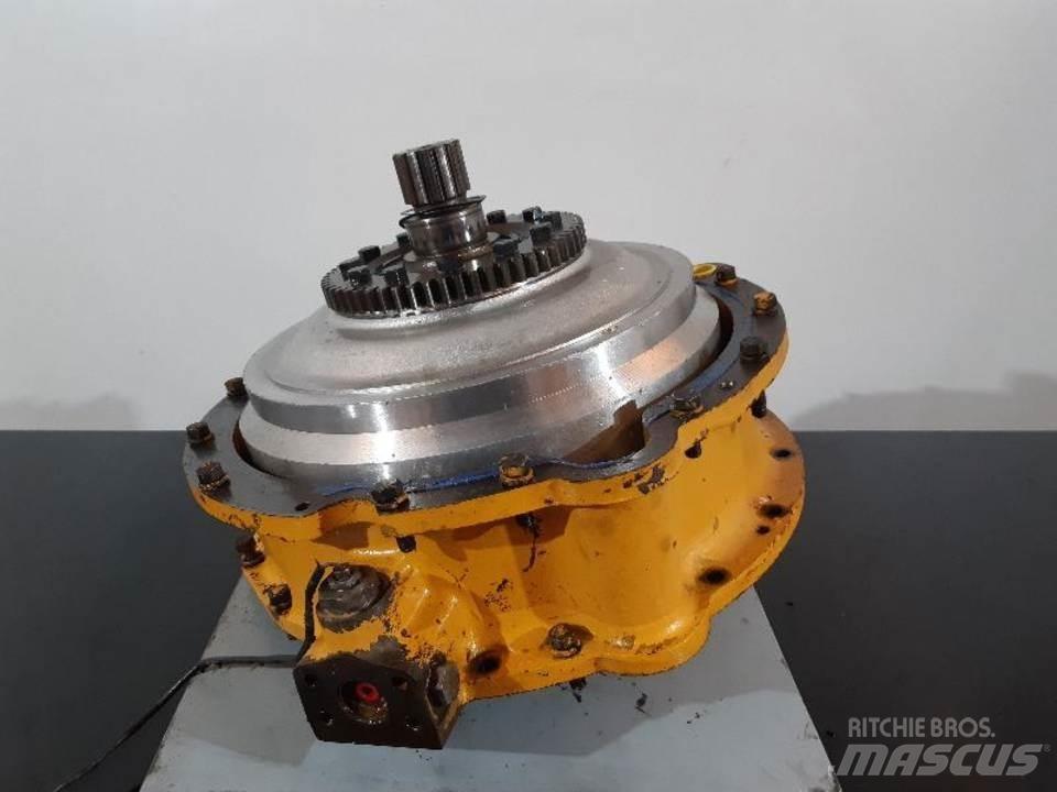 CAT D4 트랜스미션