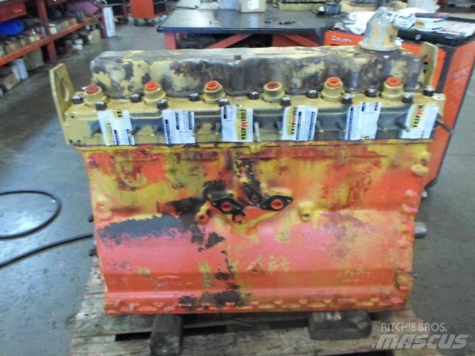 CAT D5B 엔진