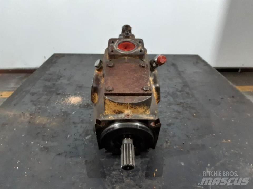 CAT D5H 유압식 기계