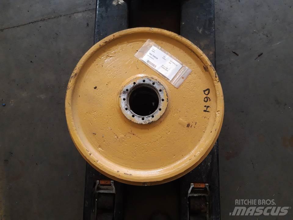 CAT D6H 트랙, 체인 및 언더캐리지