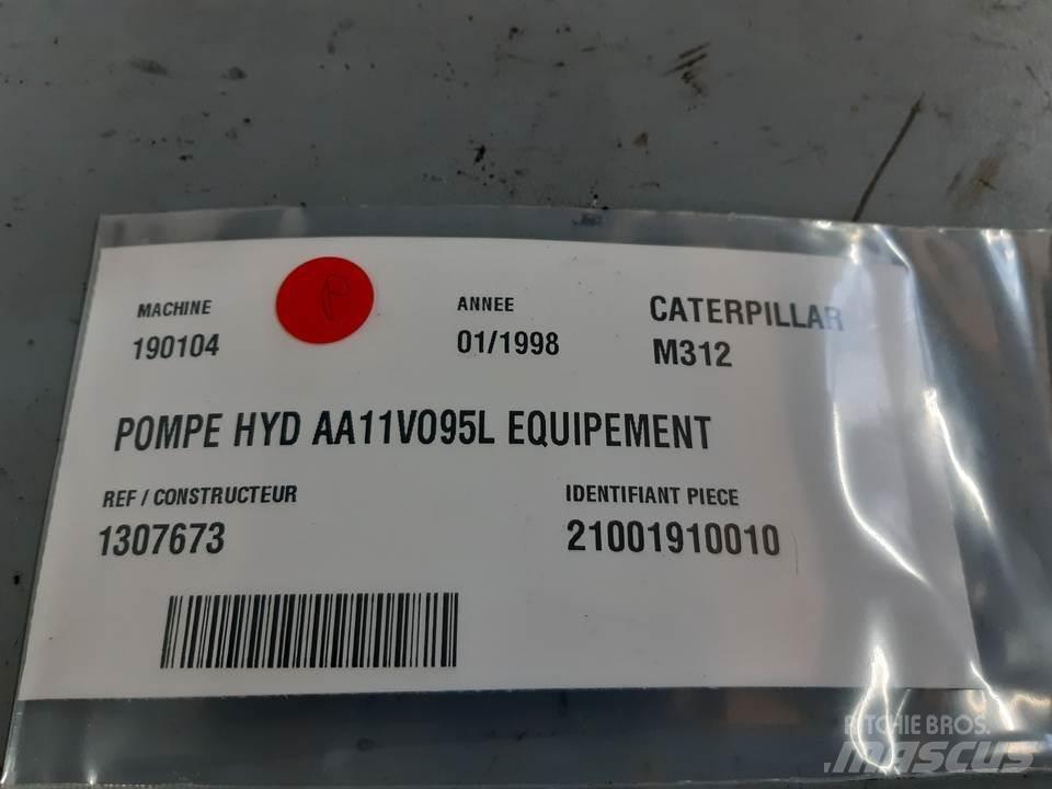 CAT M312 유압식 기계