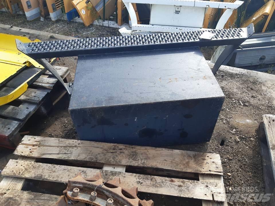 CAT M318C 캐빈 및 인테리어