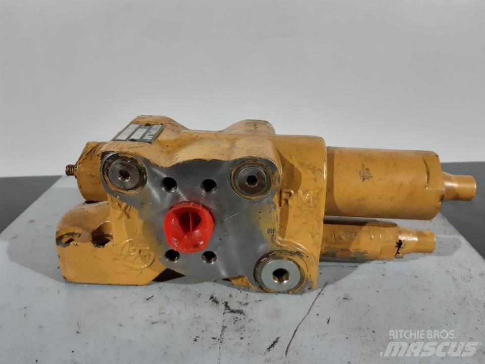 CAT M320 유압식 기계