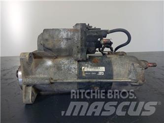 CAT M320F 엔진
