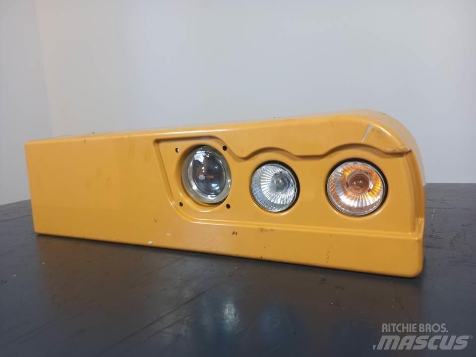 CAT M320F 캐빈 및 인테리어
