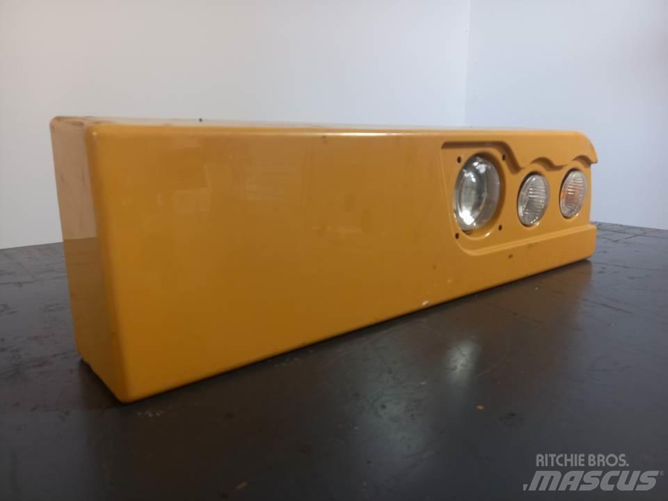 CAT M320F 캐빈 및 인테리어