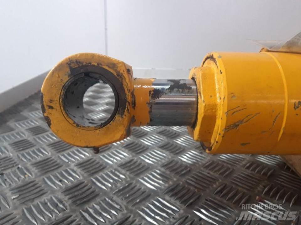 JCB 4CX 유압식 기계