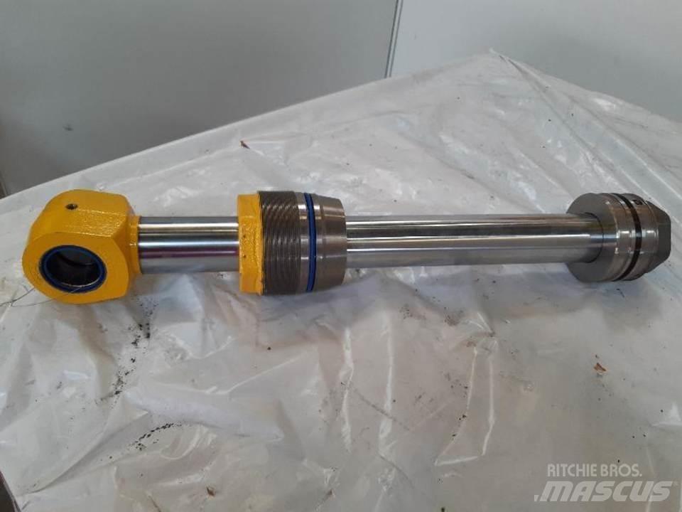 JCB 4CX 유압식 기계