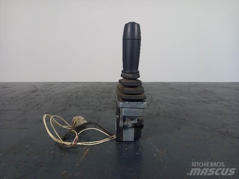 JCB 51R-1 캐빈 및 인테리어