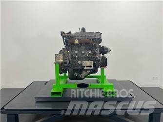 JCB JS190 엔진