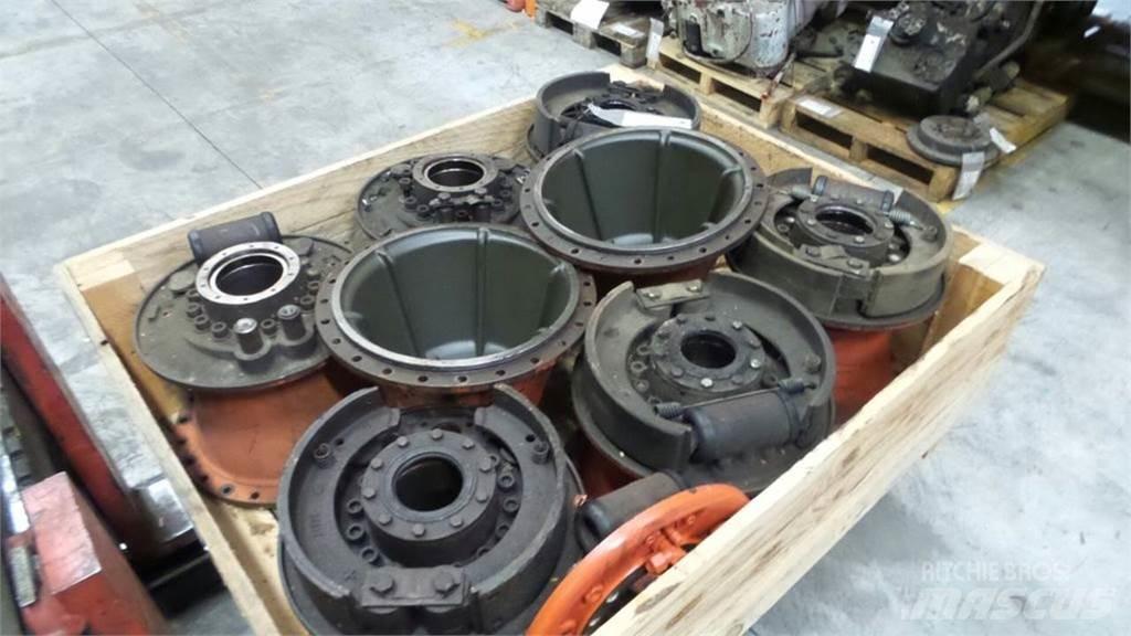 O&K F106A 트랜스미션