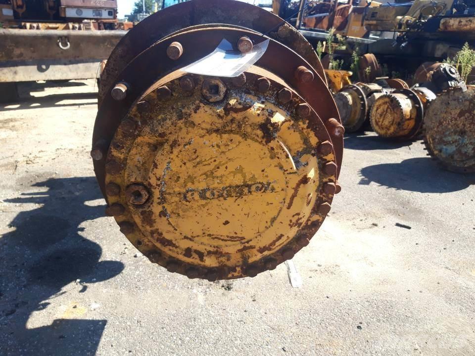 Volvo A25 트랜스미션