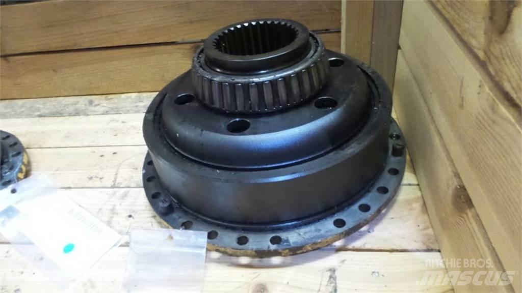 Volvo A25 트랜스미션