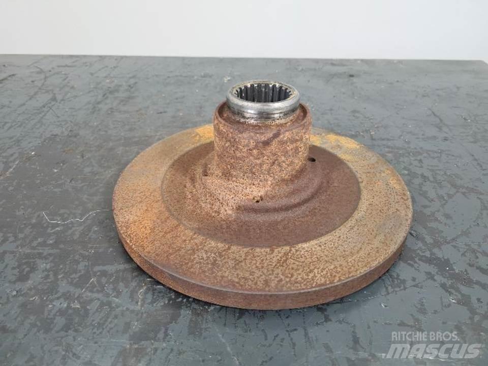 Volvo A25F 트랙, 체인 및 언더캐리지