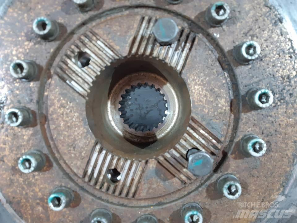 Volvo A30G 트랜스미션