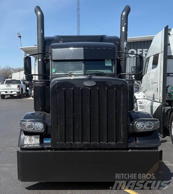 Peterbilt 389 기타 트럭
